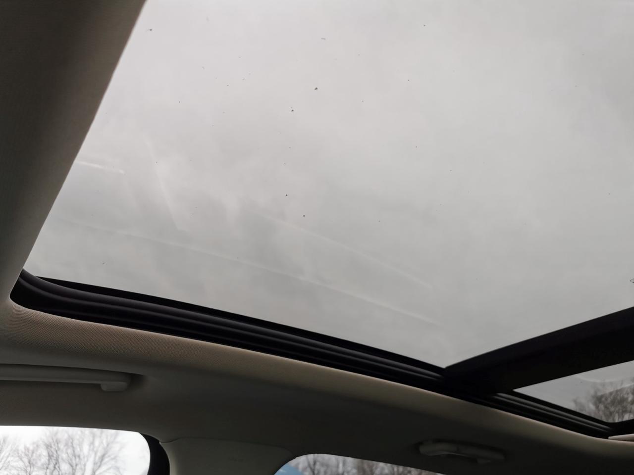 2018 Ford Edge SEL AWD Photo