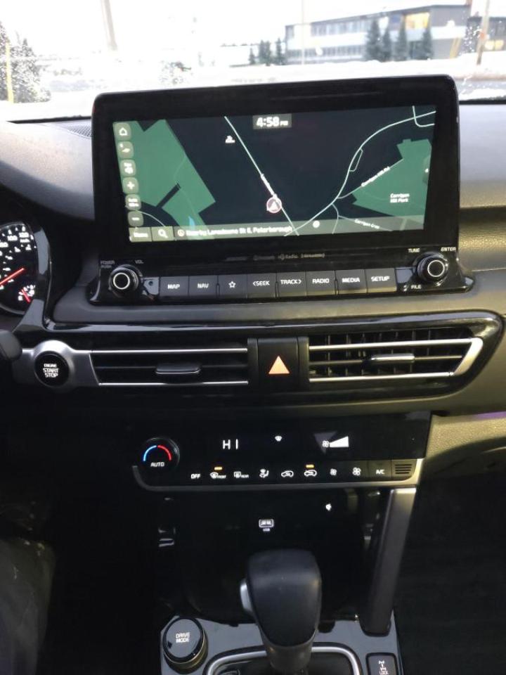 2022 Kia Seltos SX TURBO AWD Photo