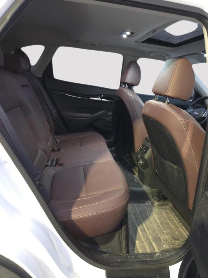 2022 Kia Seltos SX TURBO AWD Photo