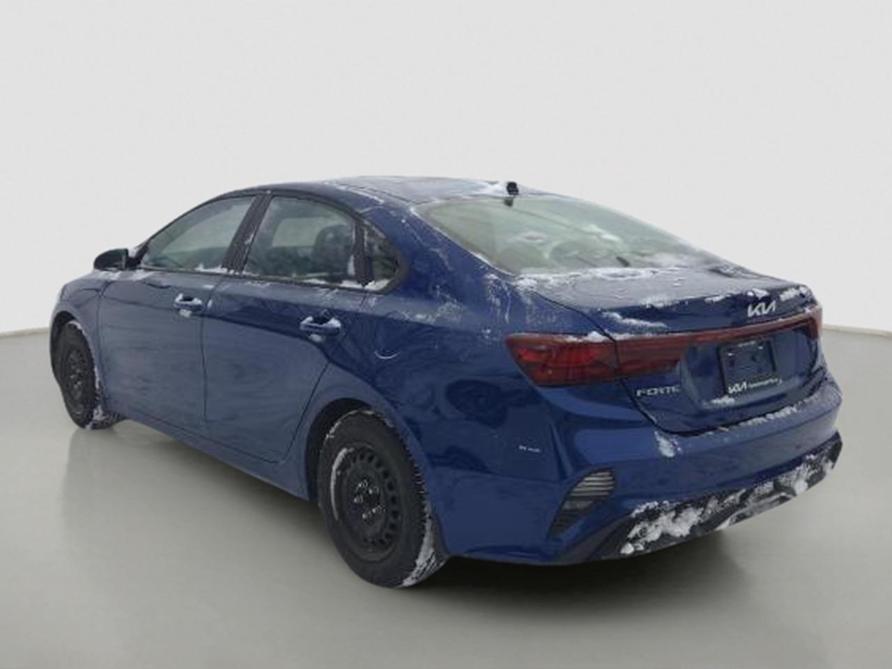 2023 Kia Forte Sedan LX IVT Photo
