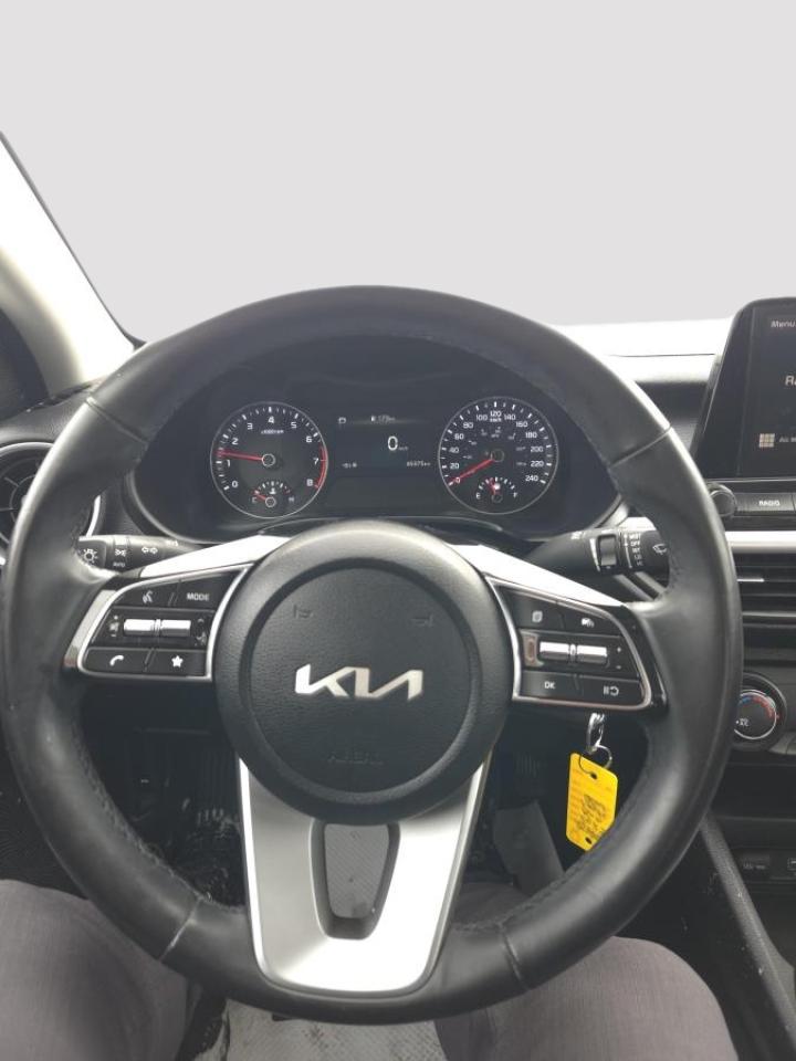 2023 Kia Forte Sedan LX IVT Photo