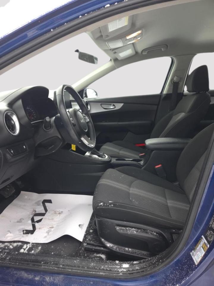 2023 Kia Forte Sedan LX IVT Photo