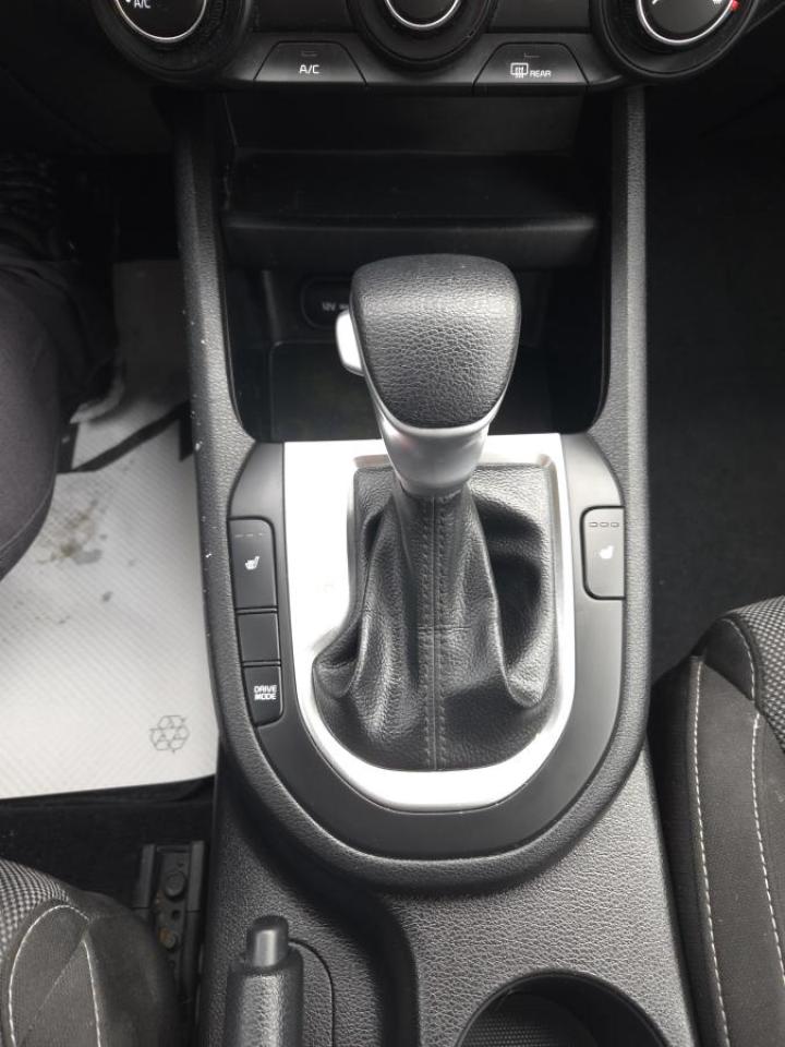 2023 Kia Forte Sedan LX IVT Photo