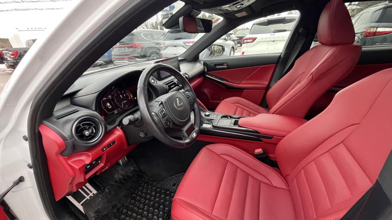 2024 Lexus IS 300 Photo