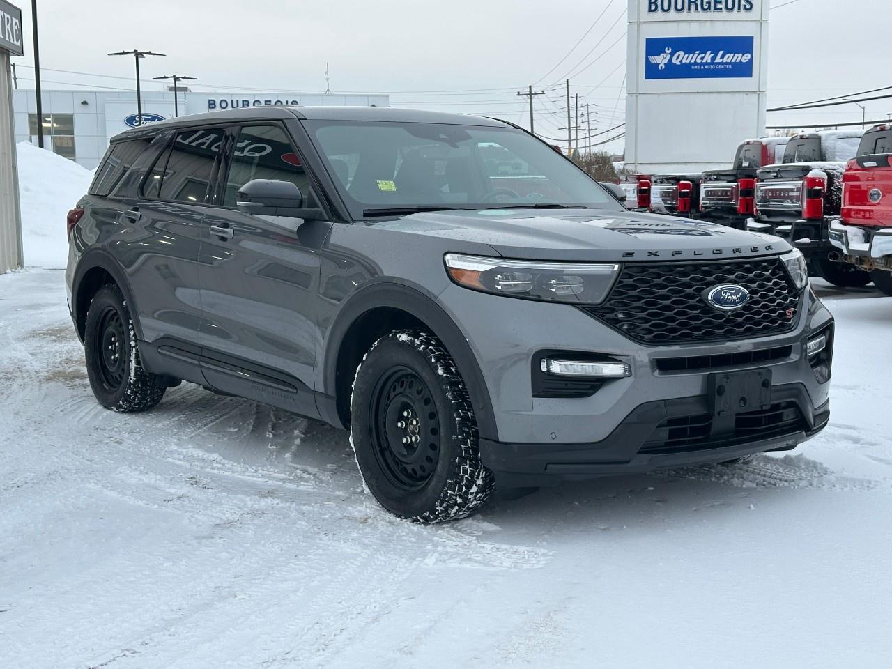 2021 Ford Explorer ST 4WD Photo3