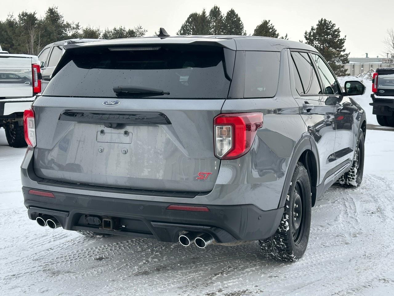 2021 Ford Explorer ST 4WD Photo