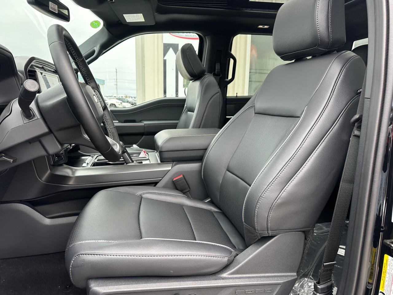 2025 Ford F-150 Lariat 4WD SuperCrew 5.5' Box Photo