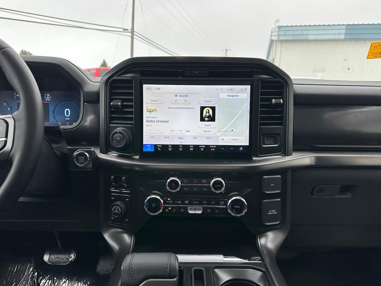 2025 Ford F-150 Lariat 4WD SuperCrew 5.5' Box Photo