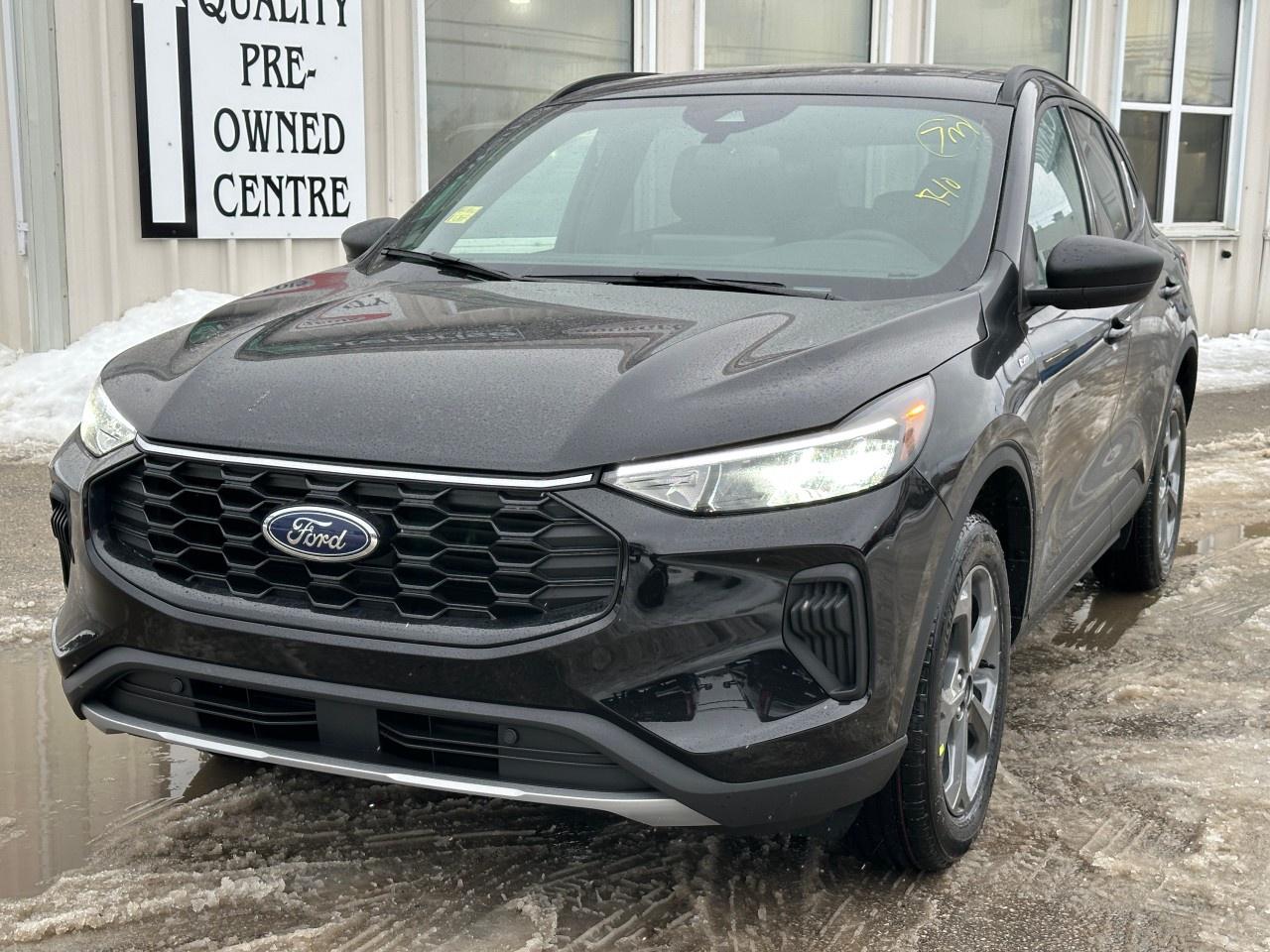 2026 Ford Escape ST-Line AWD Photo1