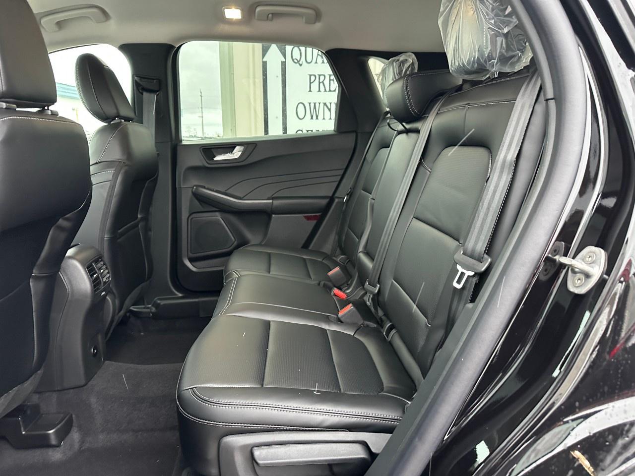 2026 Ford Escape Platinum AWD Photo