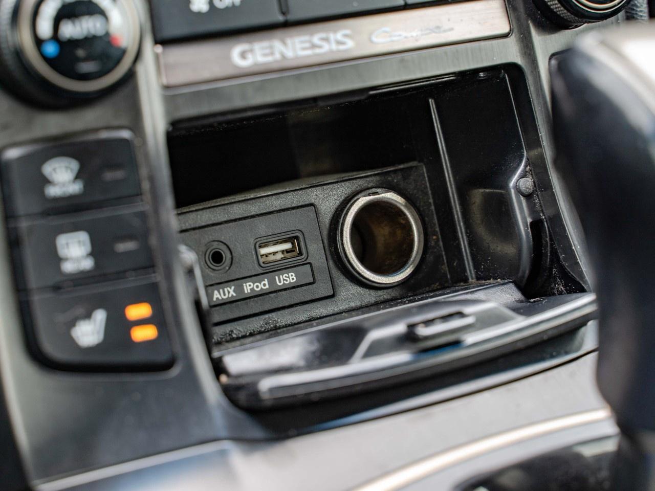 2015 Hyundai Genesis Coupe 2DR V6 AUTO GT Photo