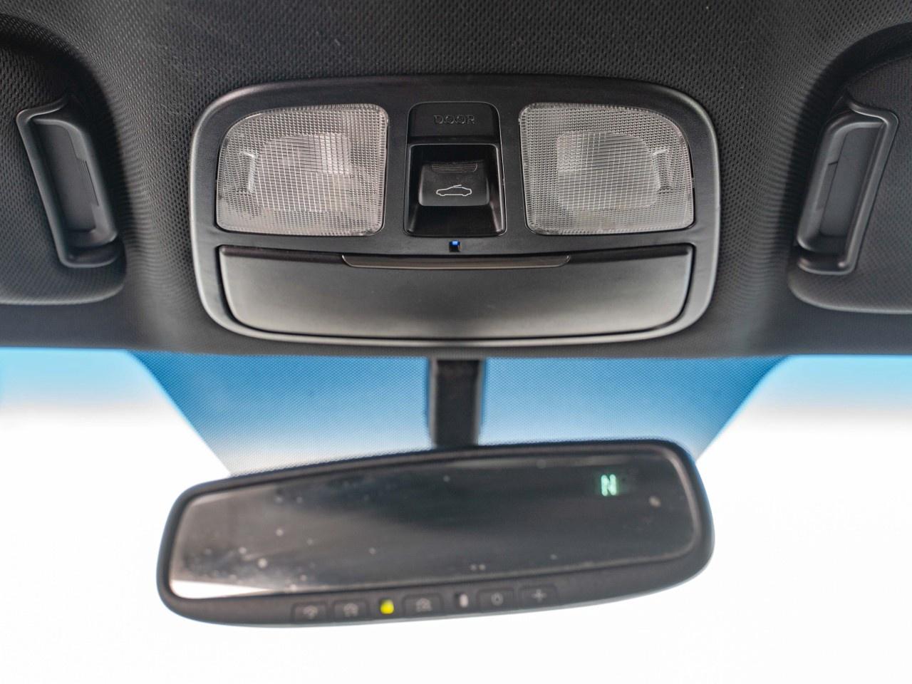 2015 Hyundai Genesis Coupe 2DR V6 AUTO GT Photo