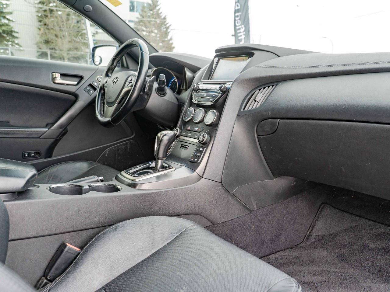 2015 Hyundai Genesis Coupe 2DR V6 AUTO GT Photo