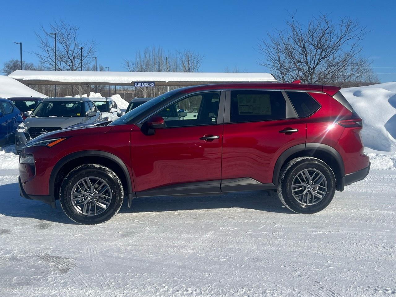 2026 Nissan Rogue AWD S Photo4