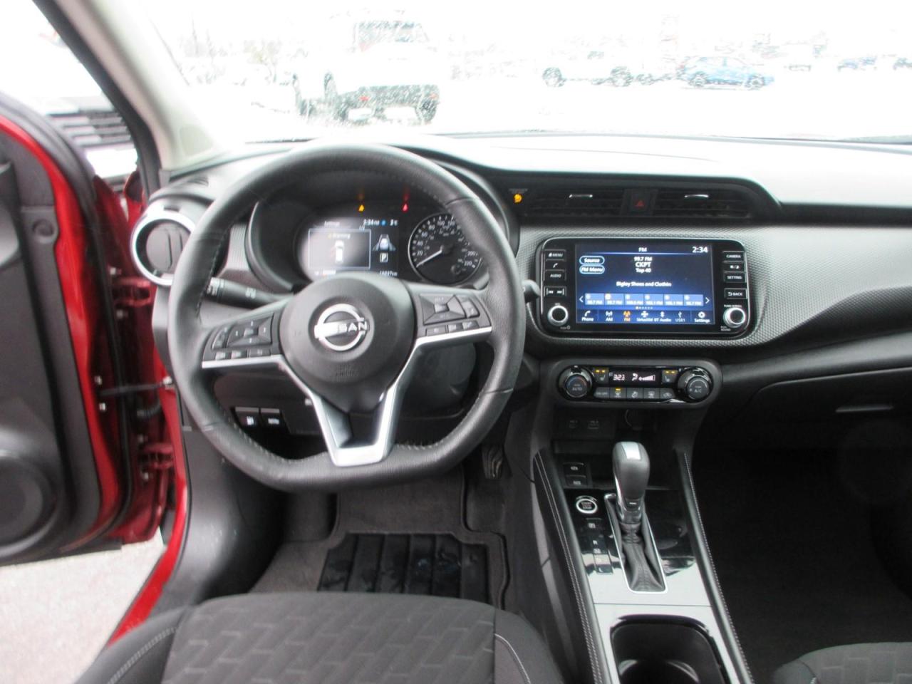 2023 Nissan Kicks SV Photo