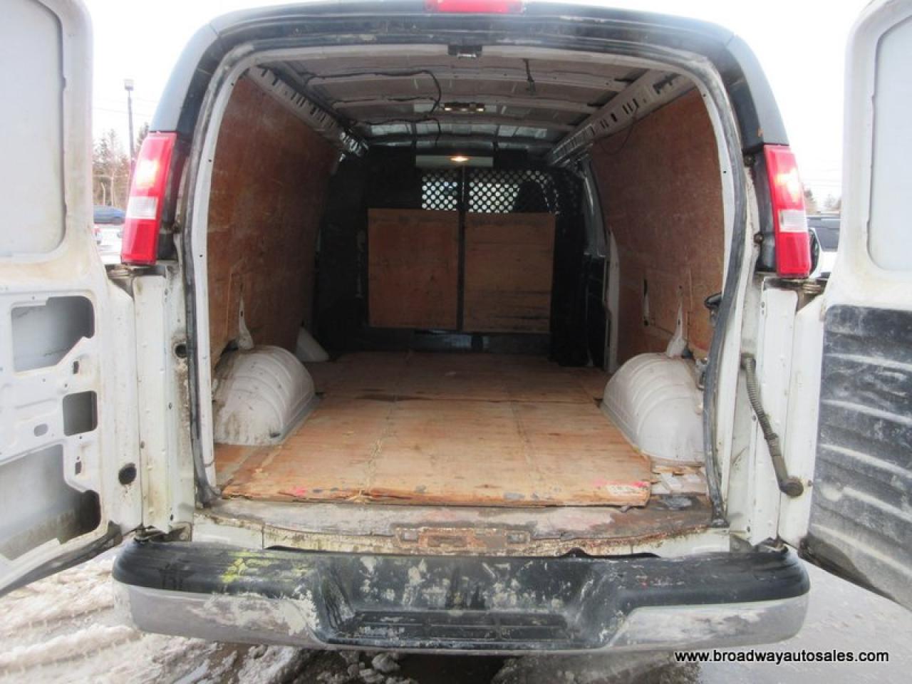 2020 GMC Savana 3/4 TON CARGO-MOVING 5 PASSENGER 4.3L - V6.. EXTENDED-CARGO-AREA.. REAR BENCH SEATING.. BARN-DOOR-ENTRANCES.. TOW SUPPORT.. BACK-UP CAMERA.. Photo