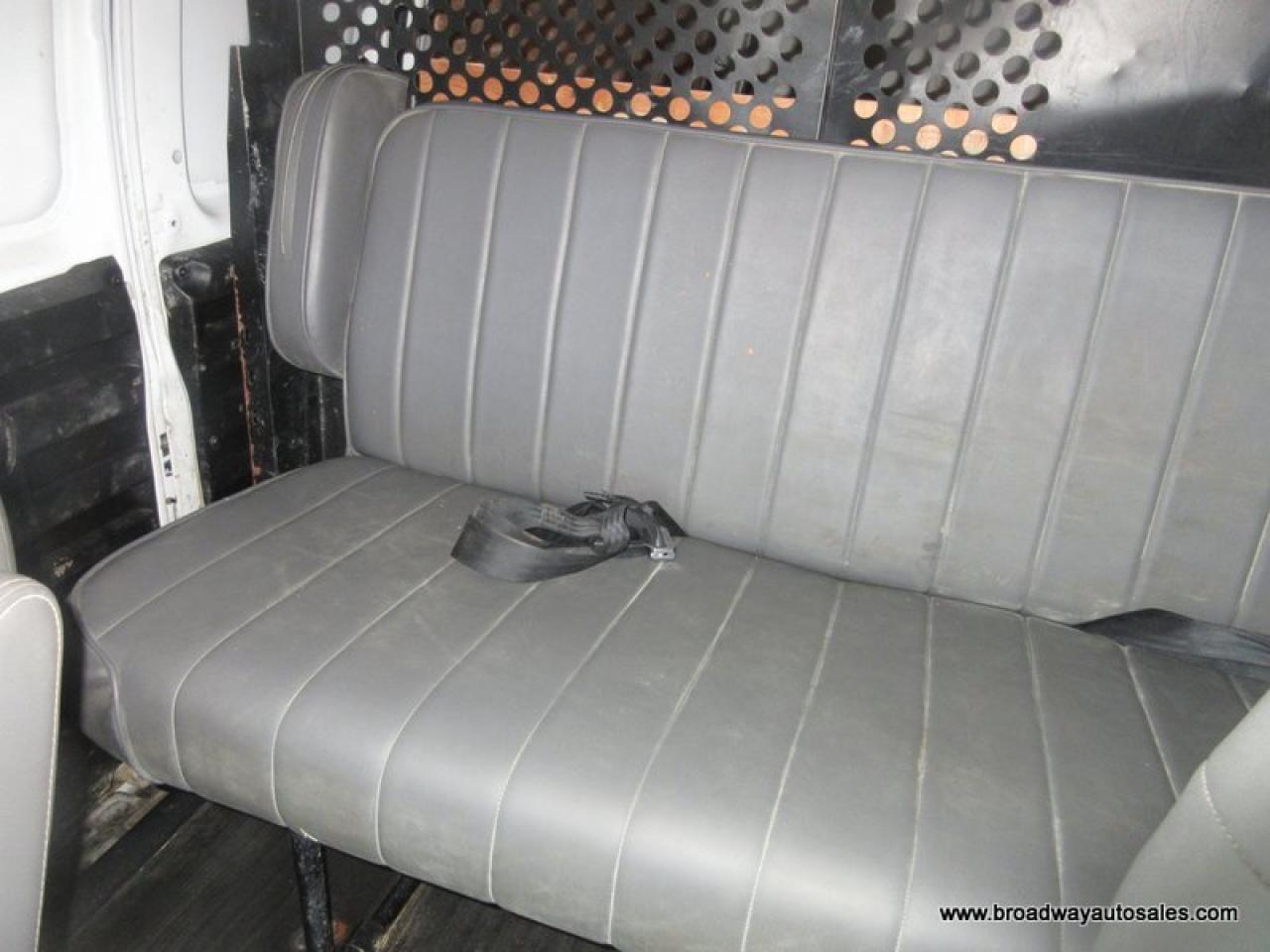 2020 GMC Savana 3/4 TON CARGO-MOVING 5 PASSENGER 4.3L - V6.. EXTENDED-CARGO-AREA.. REAR BENCH SEATING.. BARN-DOOR-ENTRANCES.. TOW SUPPORT.. BACK-UP CAMERA.. Photo