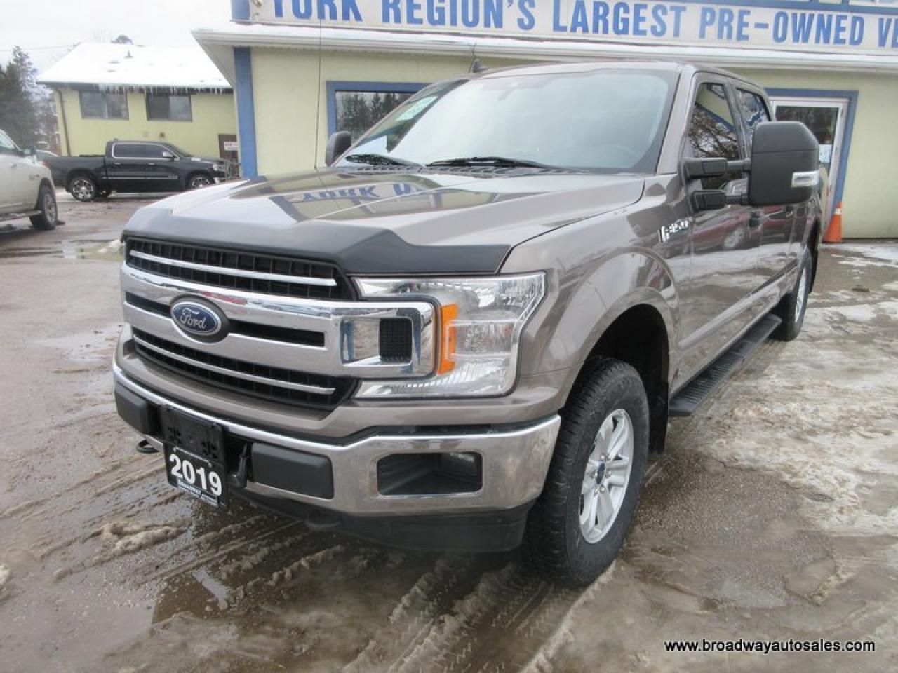 2019 Ford F-150 GREAT VALUE XLT-PACKAGE 6 PASSENGER 3.5L - ECO-BOOST.. 4X4.. CREW-CAB.. SHORTY.. TRAILER BRAKE.. BACK-UP CAMERA.. BLUETOOTH SYSTEM.. Photo