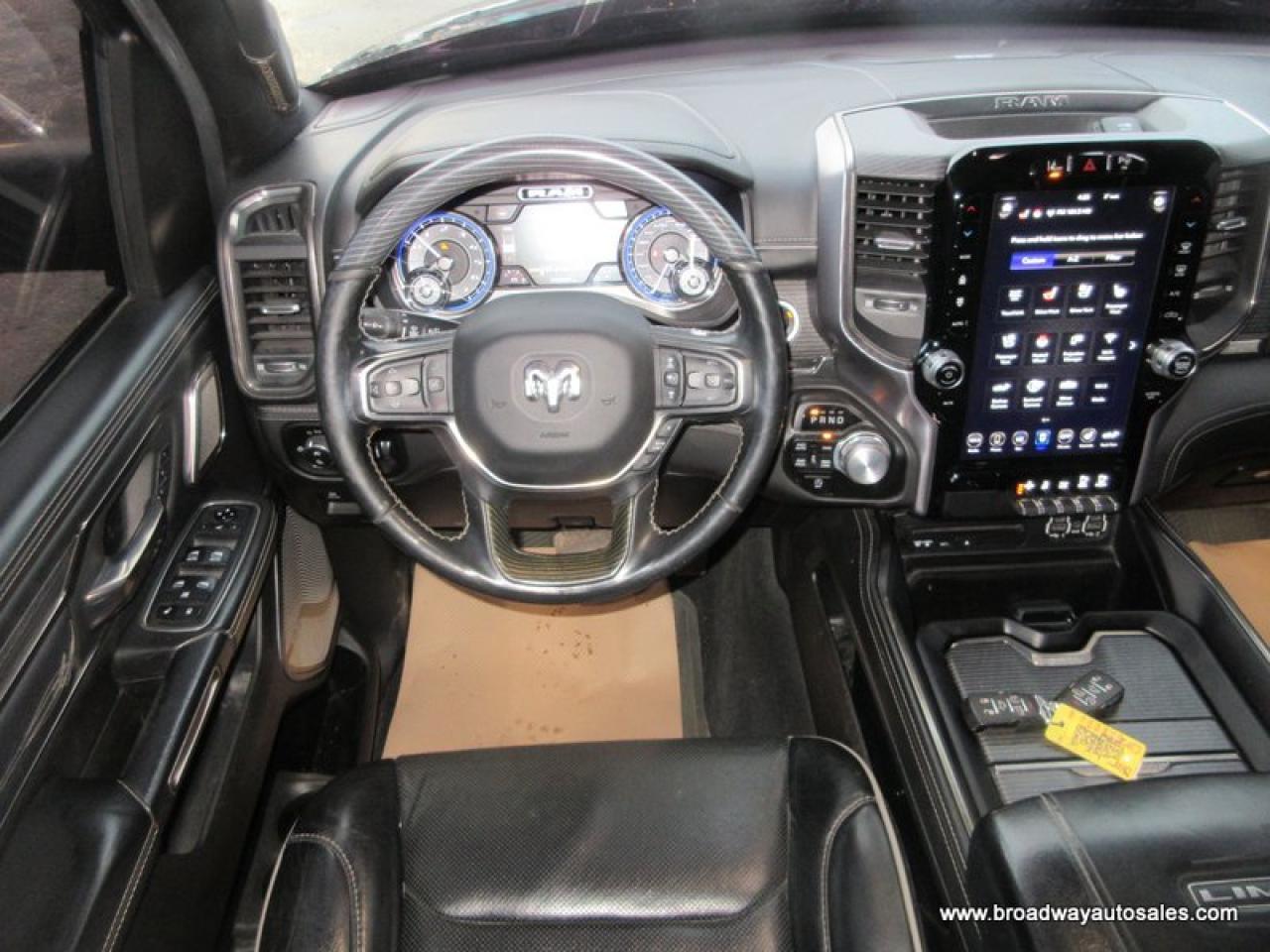 2019 RAM 1500 GREAT VALUE LIMITED-EDITION 5 PASSENGER 5.7L - V8.. 4X4.. CREW-CAB.. SHORTY.. NAVIGATION.. SUNROOF.. LEATHER.. HEATED SEATS & WHEEL.. BACK-UP CAMERA.. Photo