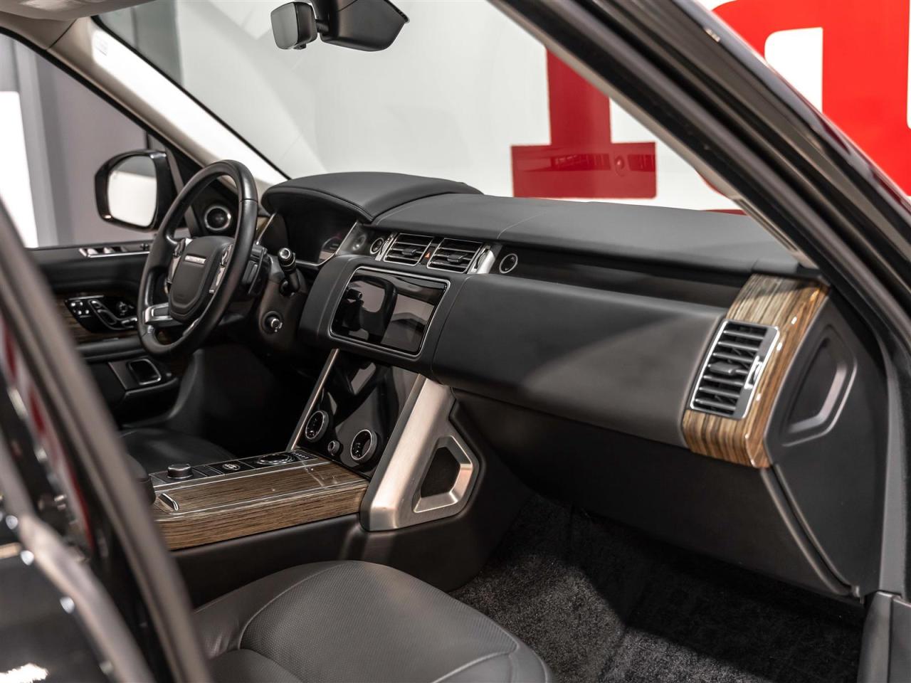 2019 Land Rover Range Rover V8 SUPERCHARGED|TV/DVD|22INCH|BLACK PACK Photo