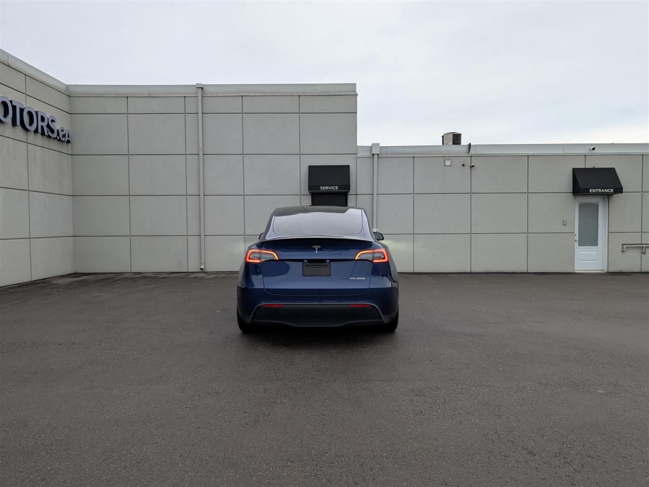2022 Tesla Model Y PERFORMANCE - WHITE INTERIOR - DUAL MOTOR