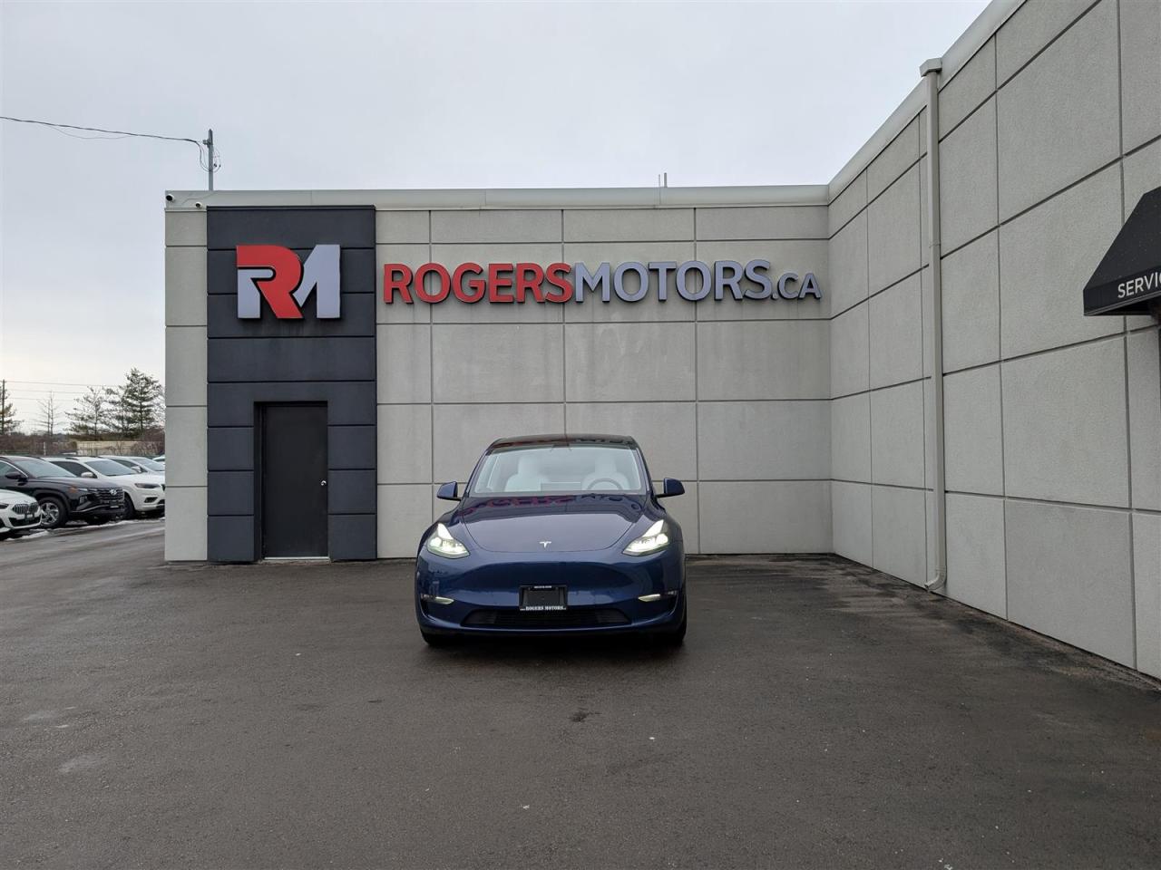 2022 Tesla Model Y PERFORMANCE - WHITE INTERIOR - DUAL MOTOR