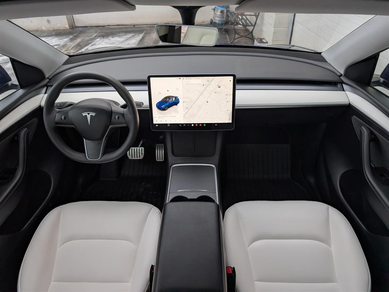 2022 Tesla Model Y PERFORMANCE - WHITE INTERIOR - DUAL MOTOR Photo