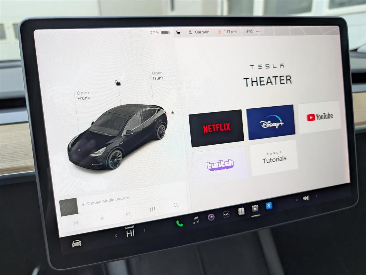 2022 Tesla Model Y LONG RANGE AWD - 7 PASSENGER - DUAL MOTOR