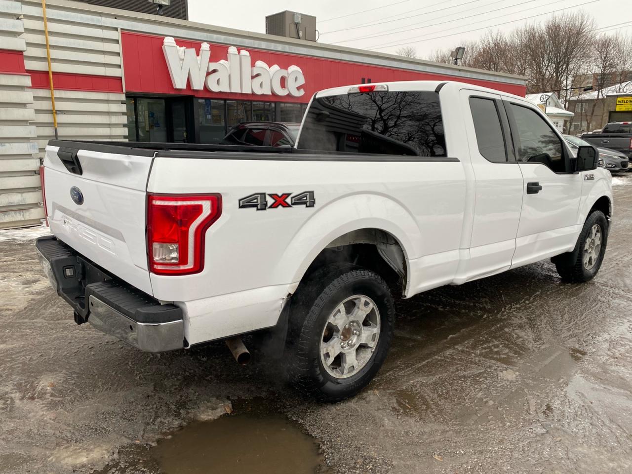 2015 Ford F-150 XLT | SuperCab | 4X4 | FRESH TRADE IN | SOLD AS-IS Photo