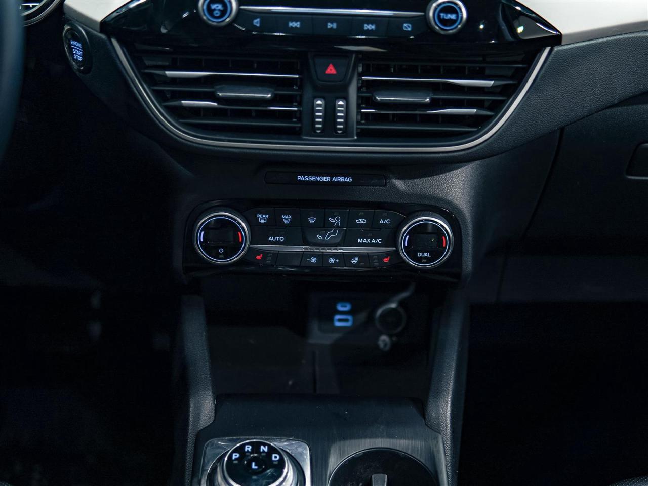 2021 Ford Escape SEL HYBRID AWD | LEATHER | NO ACCIDENTS | 13 SERVICE RECORDS Photo