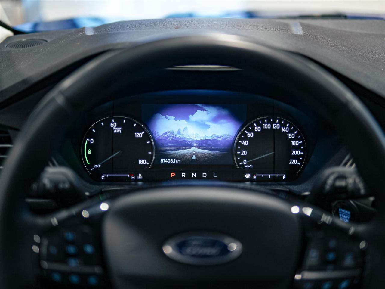 2021 Ford Escape SEL HYBRID AWD | LEATHER | NO ACCIDENTS | 13 SERVICE RECORDS Photo