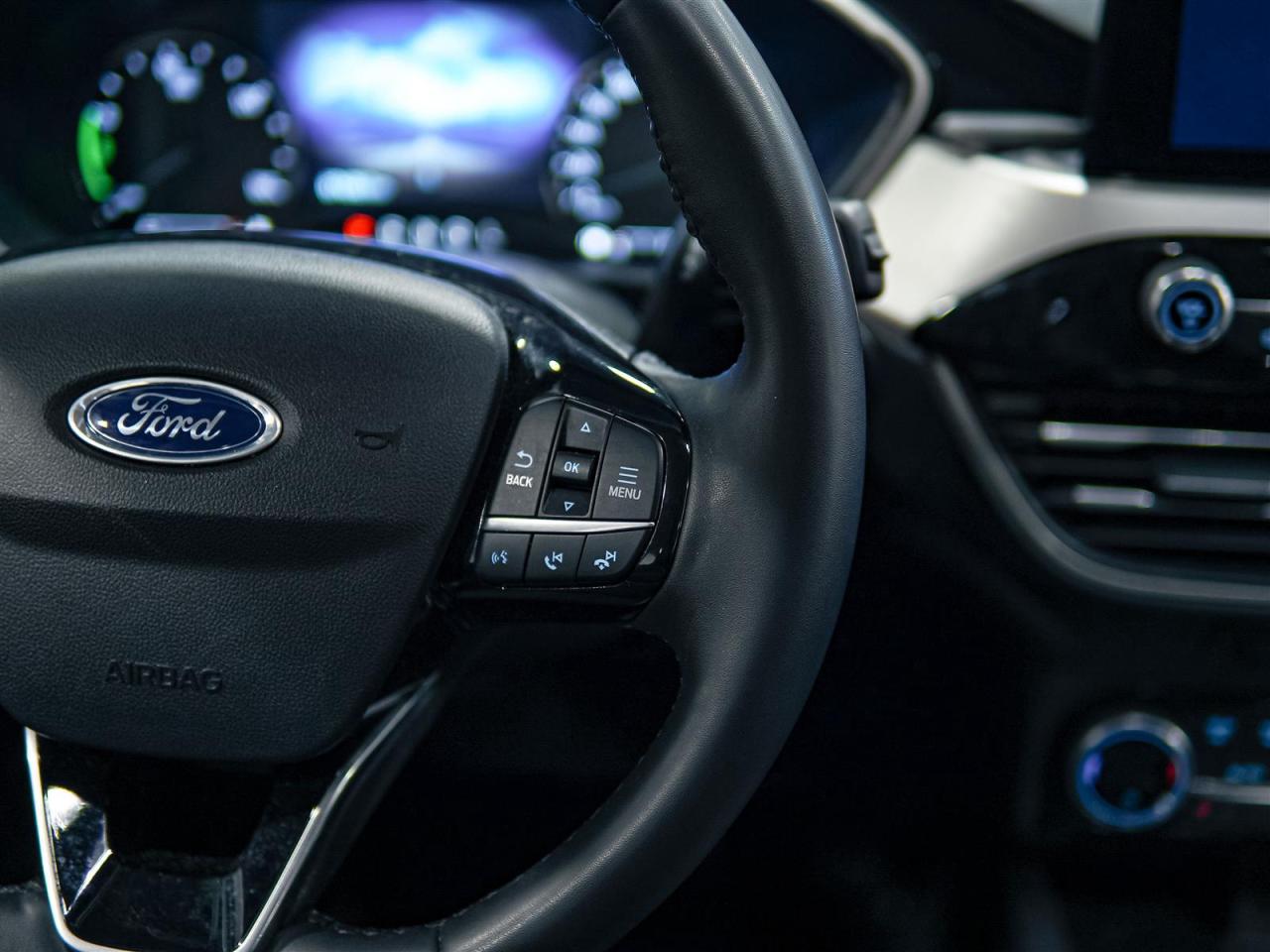 2021 Ford Escape SEL HYBRID AWD | LEATHER | NO ACCIDENTS | 13 SERVICE RECORDS Photo