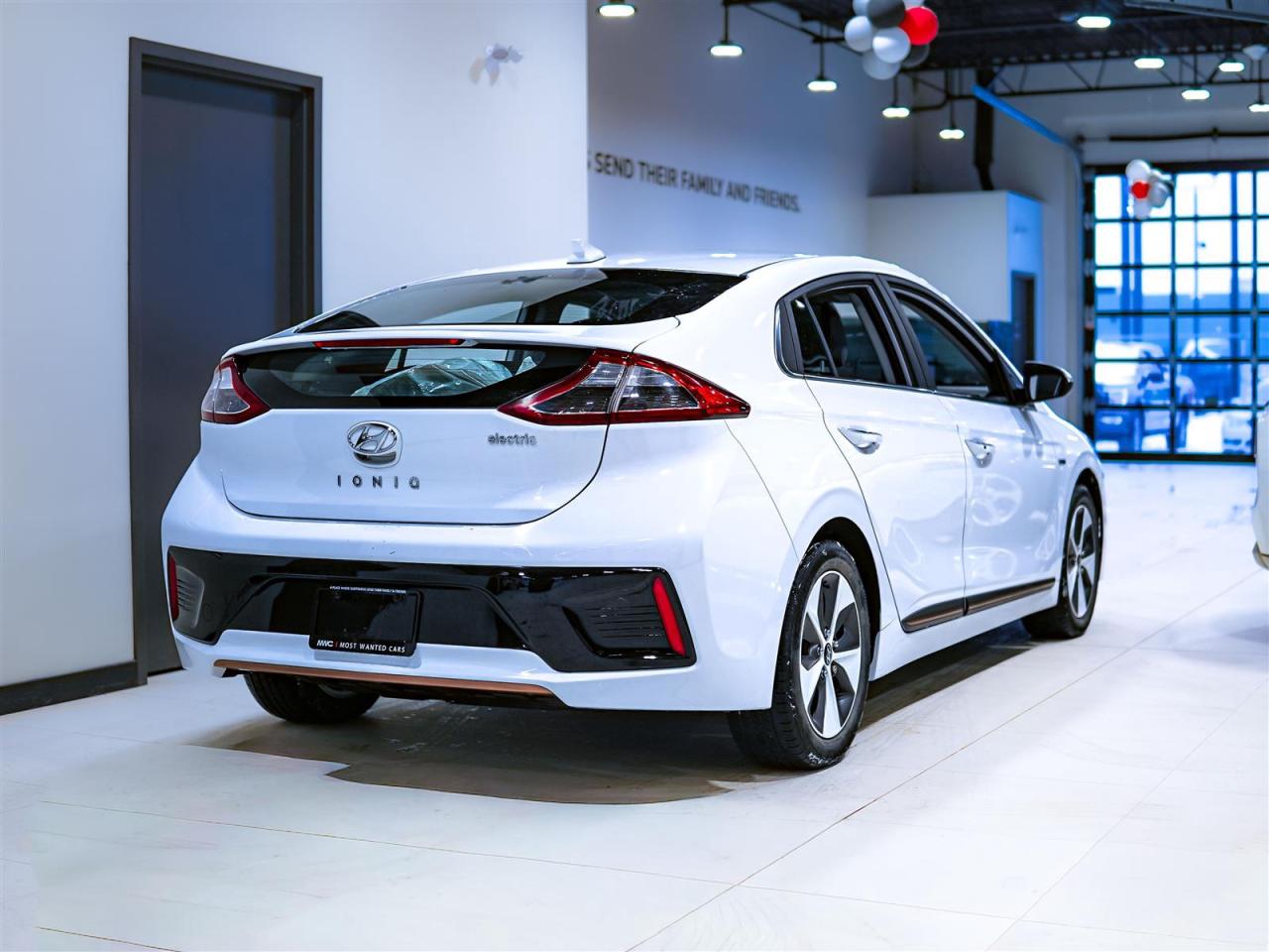 2018 Hyundai IONIQ Electric LIMITED HATCHBACK | NAV | LEATHER | NO ACCIDENTS Photo