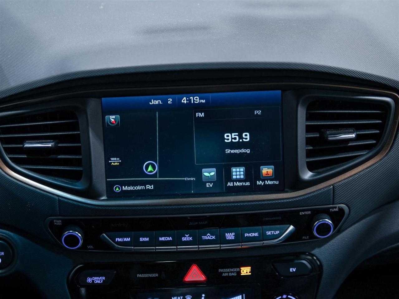 2018 Hyundai IONIQ Electric LIMITED HATCHBACK | NAV | LEATHER | NO ACCIDENTS Photo