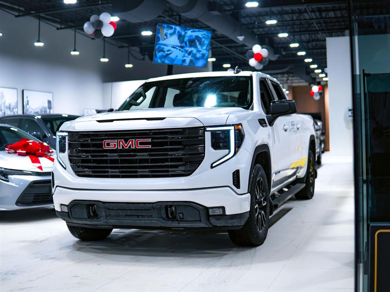 2023 GMC Sierra 1500 ELEVATION CREW CAB 4WD | 5.3 V8 | X31 PKG Photo