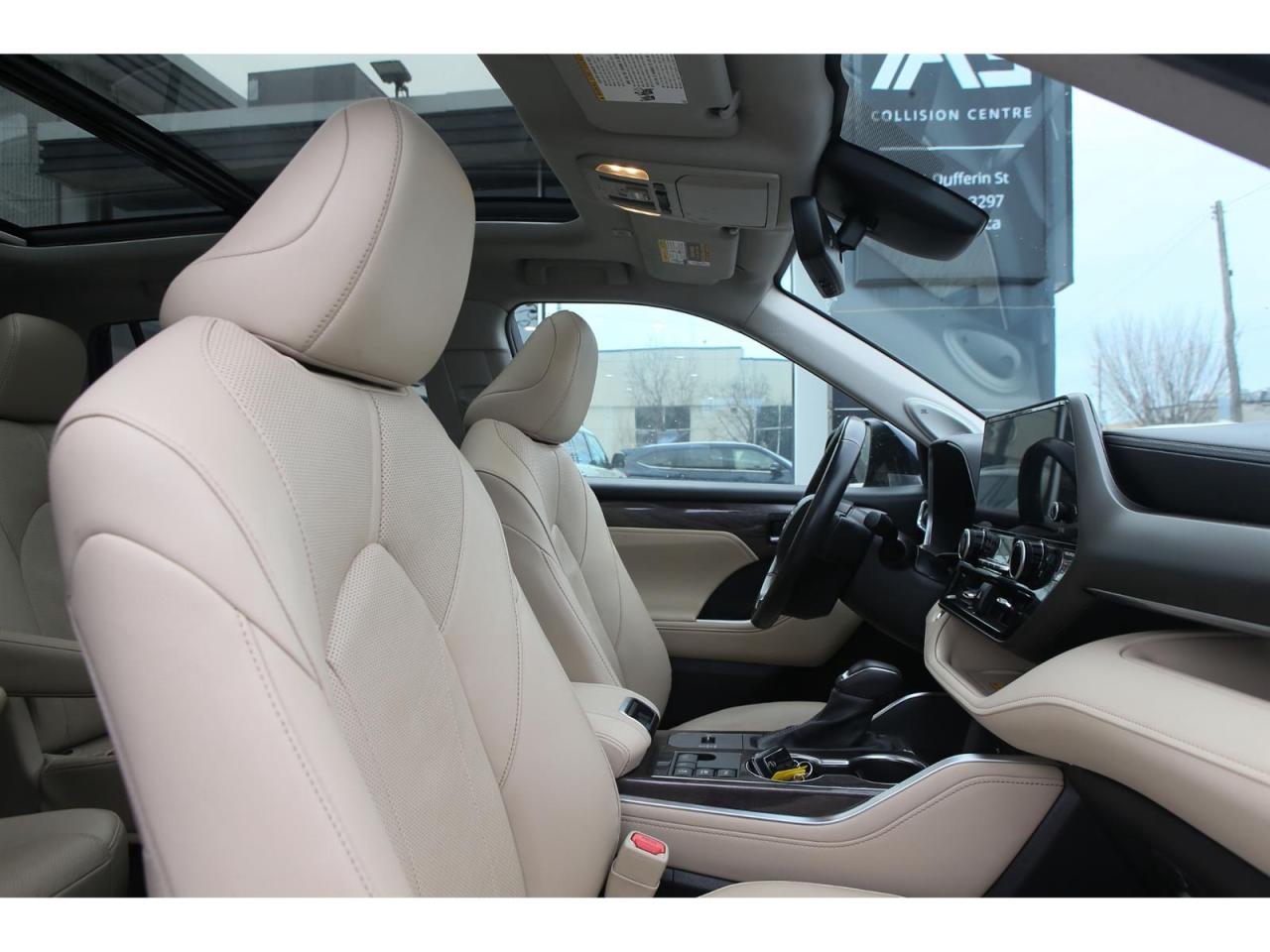 2023 Toyota Highlander HYBRID HYBRID Limited AWD | 7 Pass | Pano Roof | Leather Seats | Navi | Photo