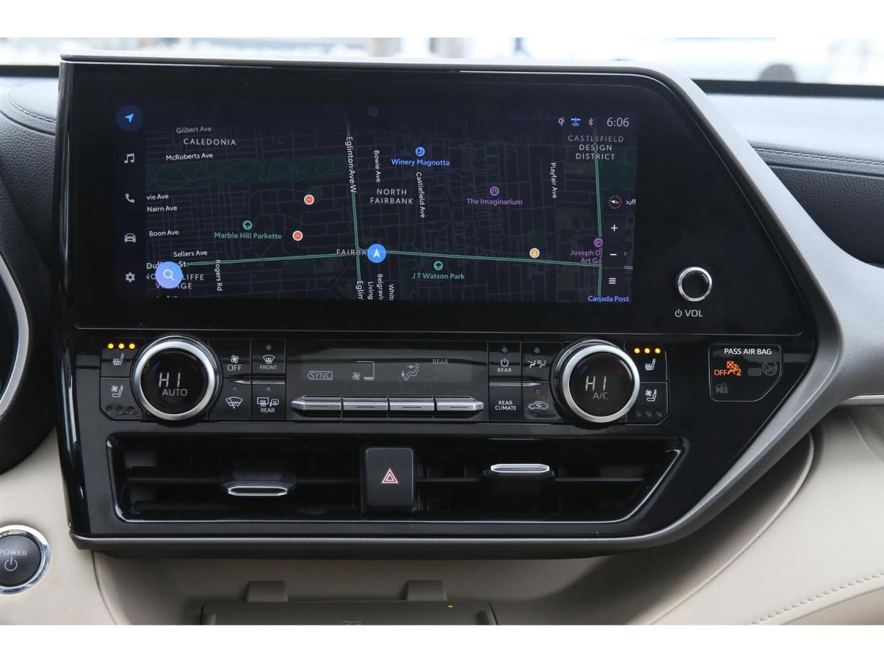 2023 Toyota Highlander HYBRID HYBRID Limited AWD | 7 Pass | Pano Roof | Leather Seats | Navi | Photo