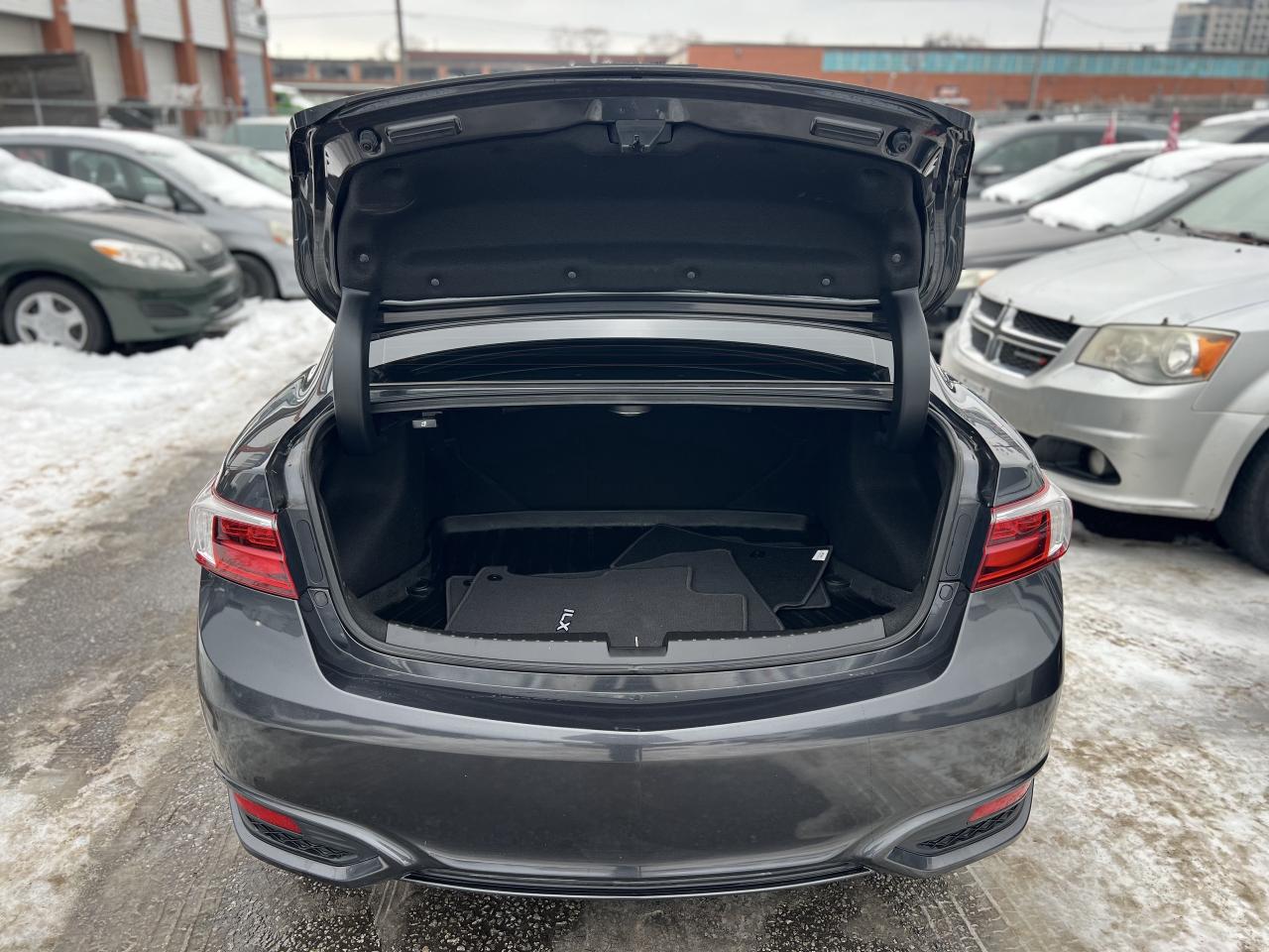 2016 Acura ILX Premium Package Photo