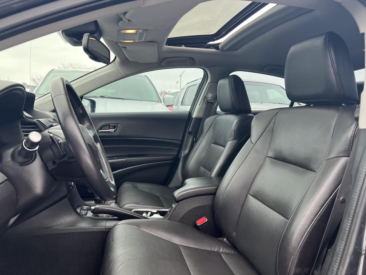 2016 Acura ILX Premium Package Photo