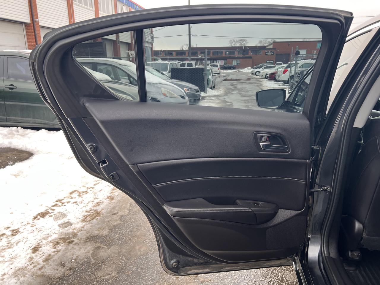 2016 Acura ILX Premium Package Photo