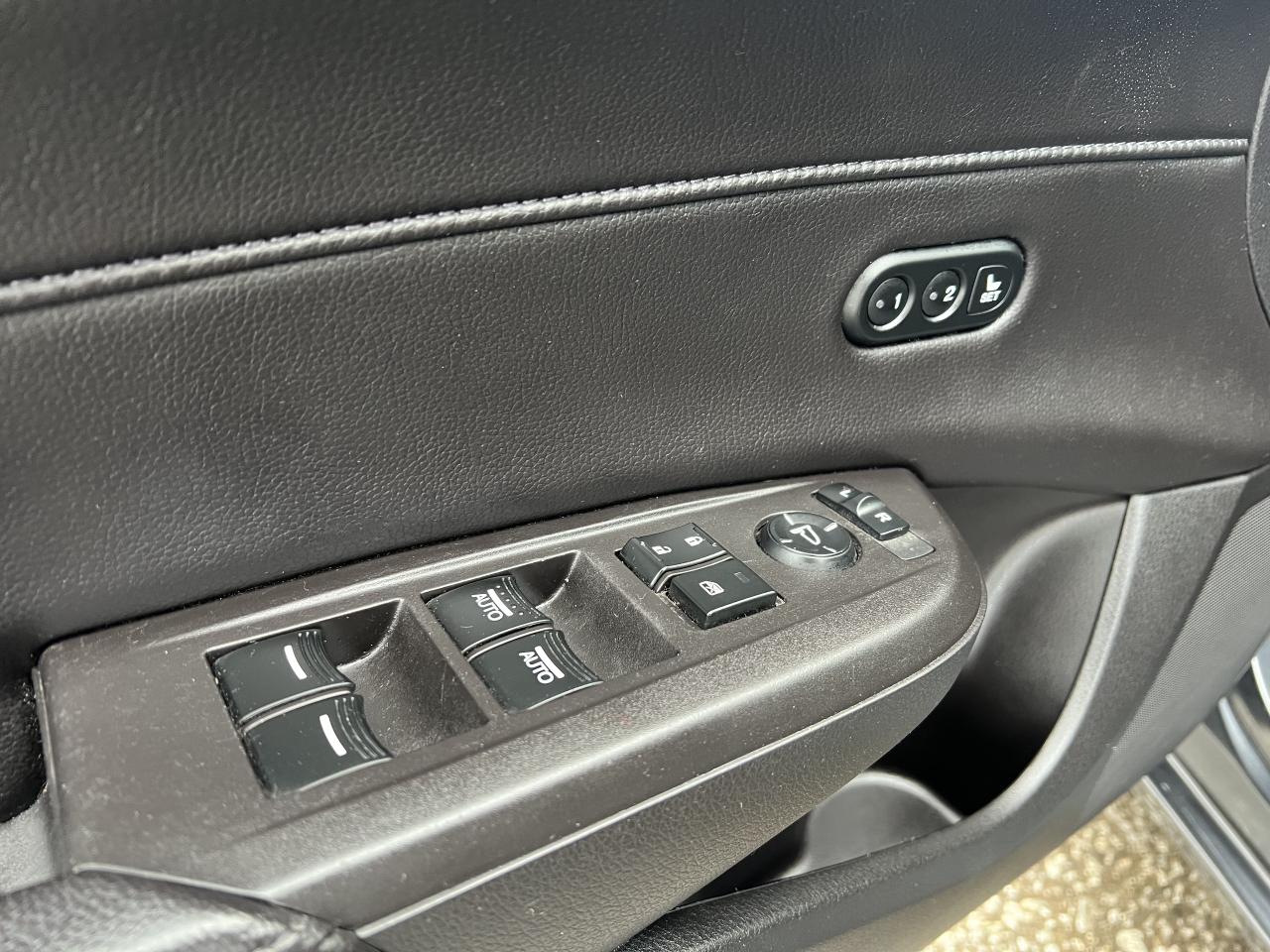 2016 Acura ILX Premium Package Photo