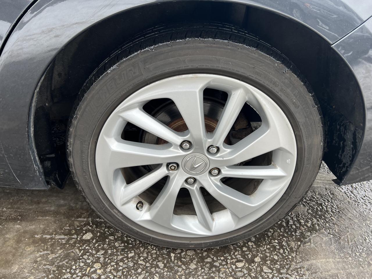 2016 Acura ILX Premium Package Photo