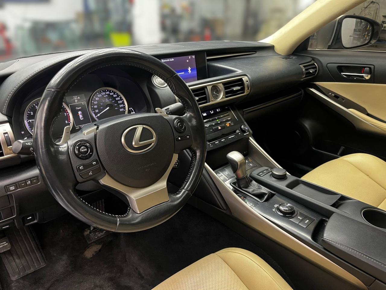 2014 Lexus IS 250 | AWD | Bluetooth Photo