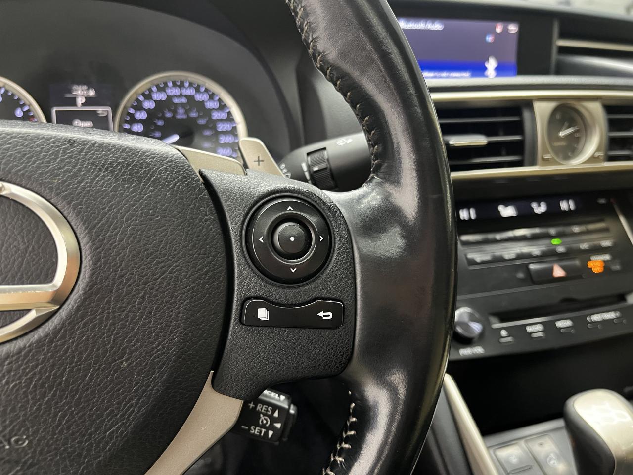 2014 Lexus IS 250 | AWD | Bluetooth Photo