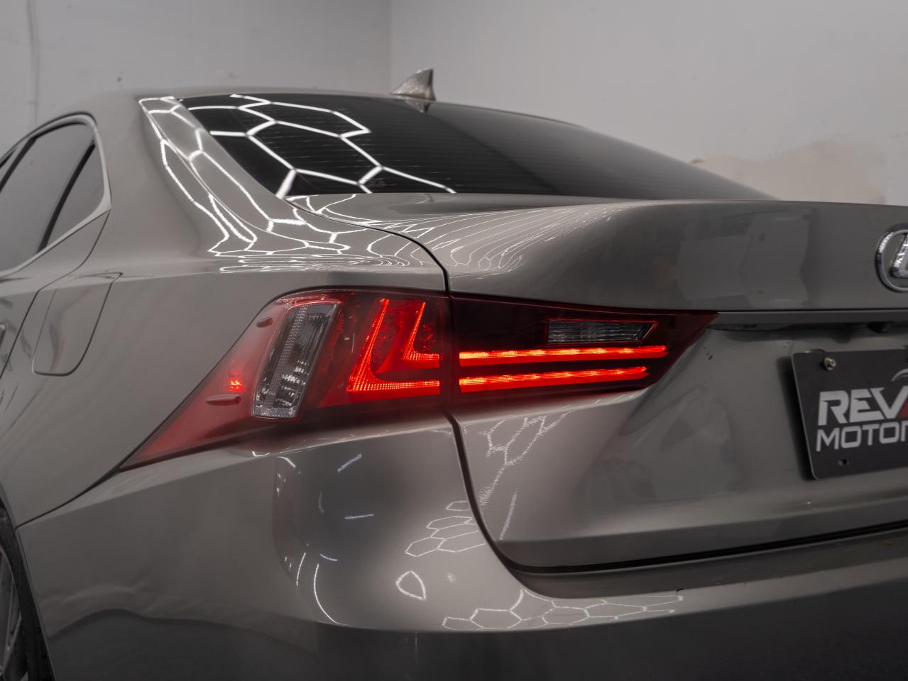 2014 Lexus IS 250 | AWD | Bluetooth Photo