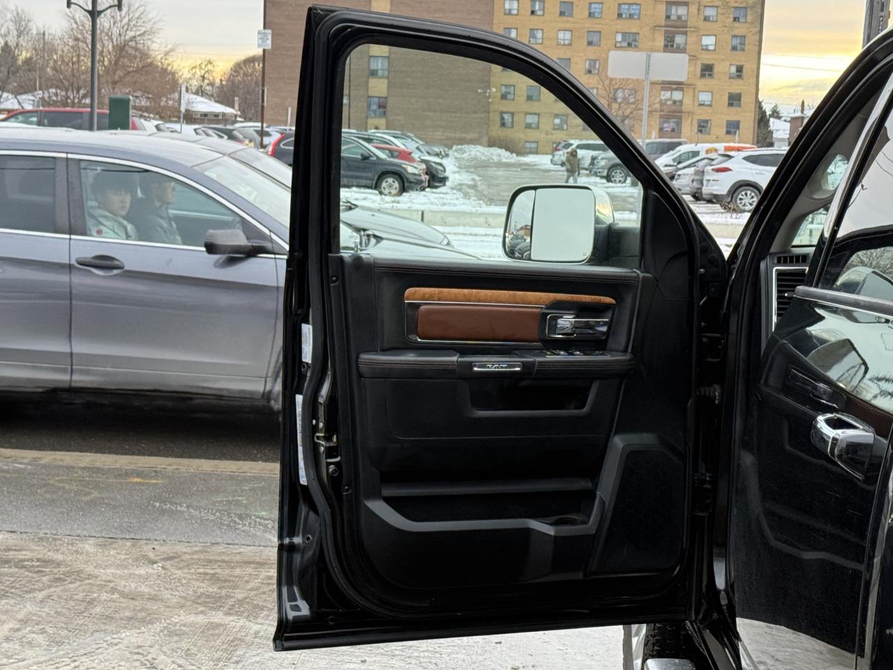 2016 RAM 1500 LONGHORN | ALPINE SOUND | PANO | PREMIUM INTERIOR Photo