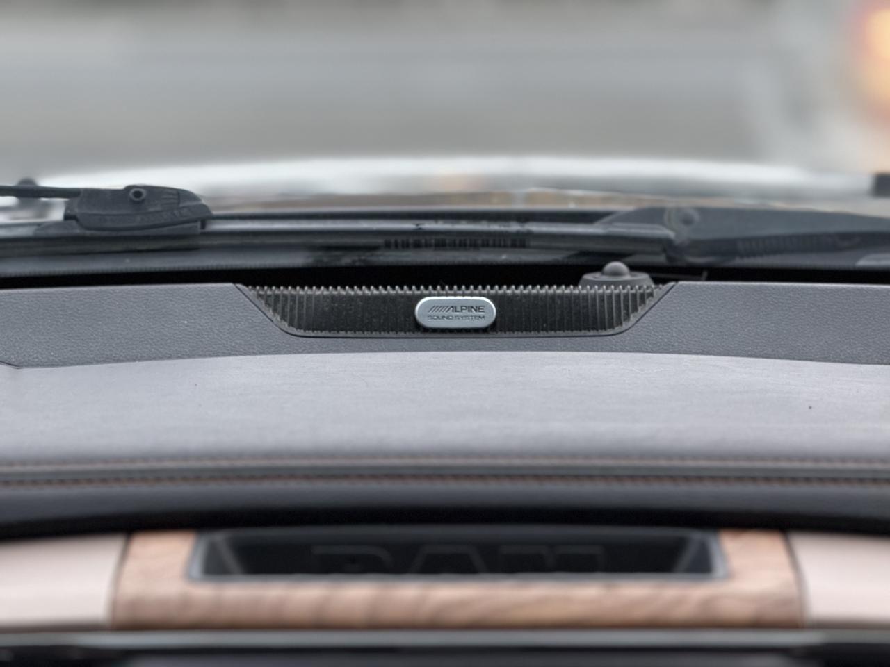 2016 RAM 1500 LONGHORN | ALPINE SOUND | PANO | PREMIUM INTERIOR Photo