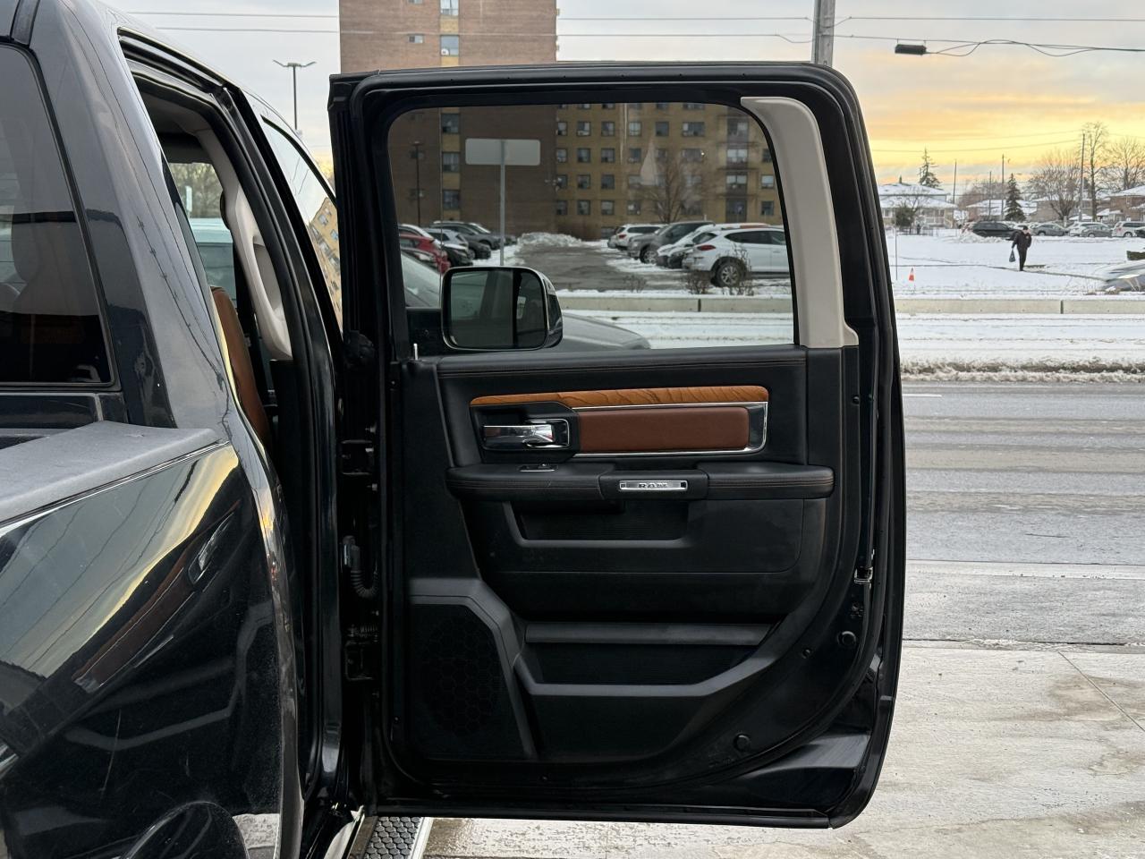 2016 RAM 1500 LONGHORN | ALPINE SOUND | PANO | PREMIUM INTERIOR Photo