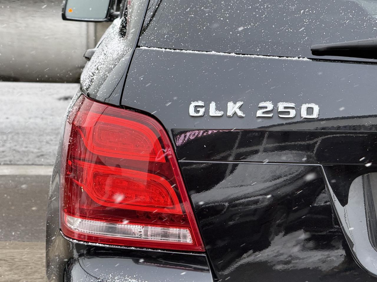 2015 Mercedes-Benz GLK-Class 250 //AMG PKG | PANO | NAVI | BACK UP CAMERA Photo