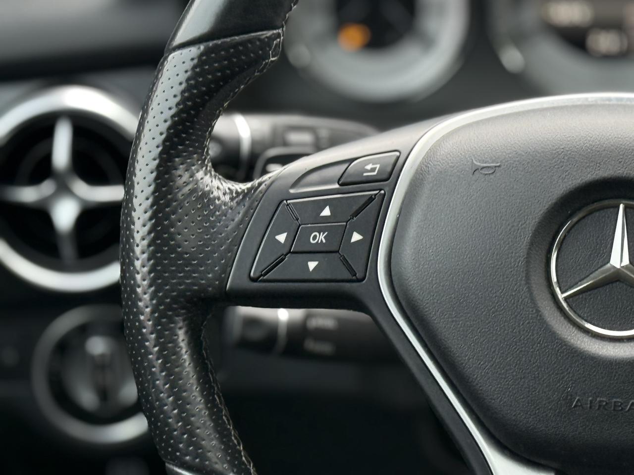 2015 Mercedes-Benz GLK-Class 250 //AMG PKG | PANO | NAVI | BACK UP CAMERA Photo